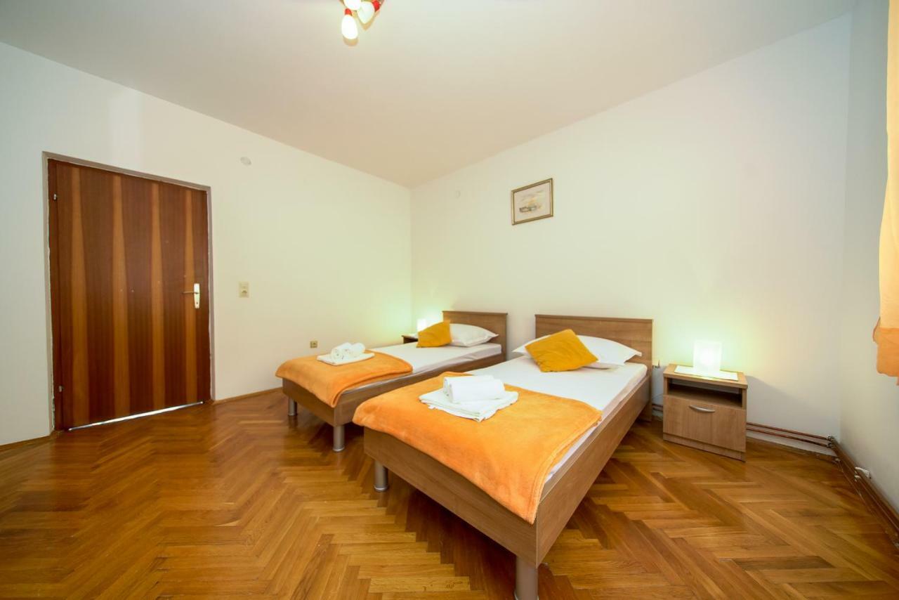 Apartments L&L Dugi Rat Chambre photo