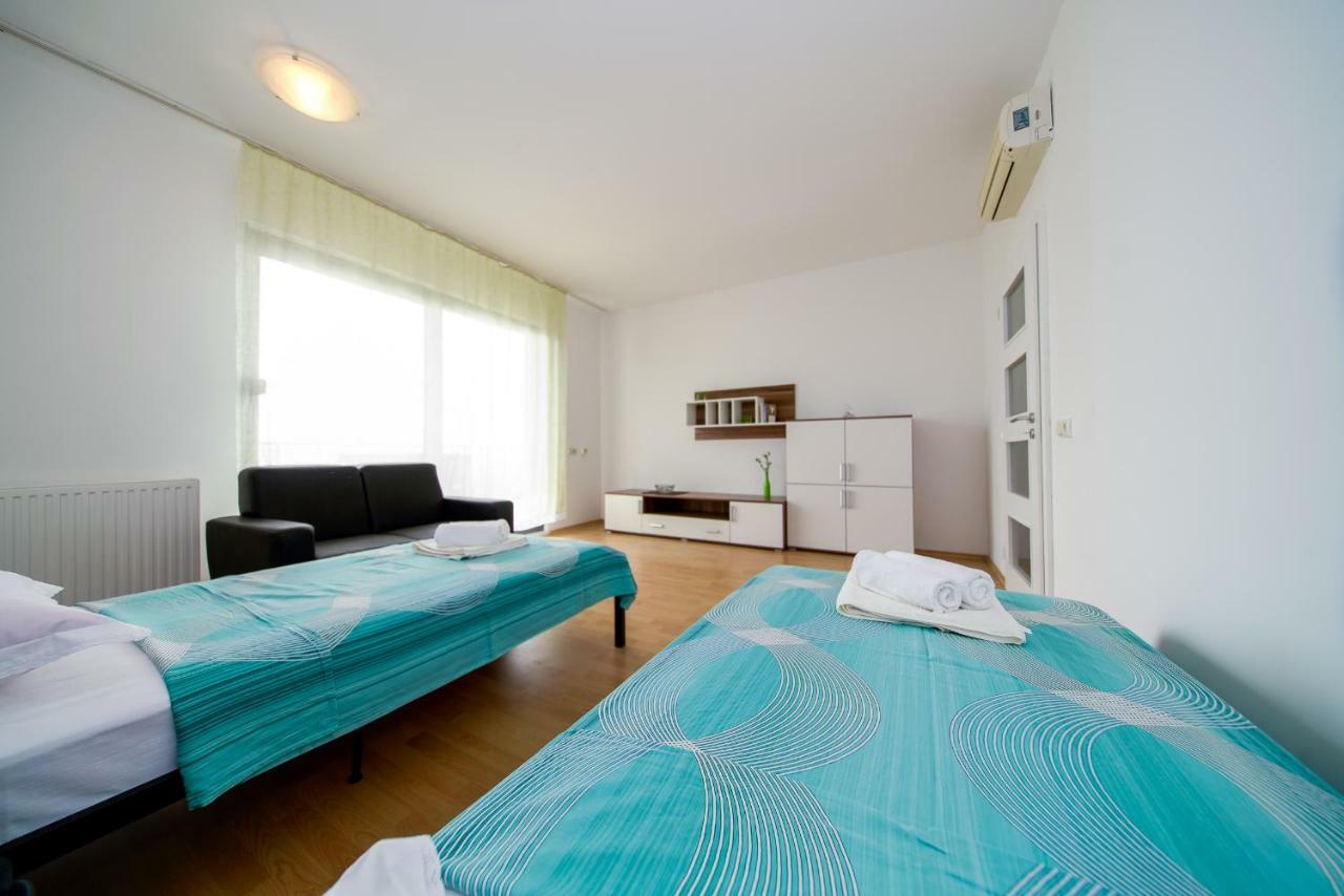 Apartments L&L Dugi Rat Extérieur photo